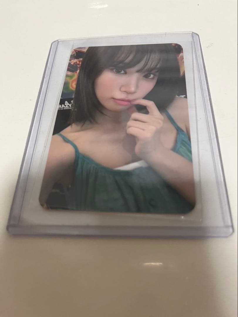 LESSERAFIM ルセラフィム　HELLO82 チェウォン　トレカ