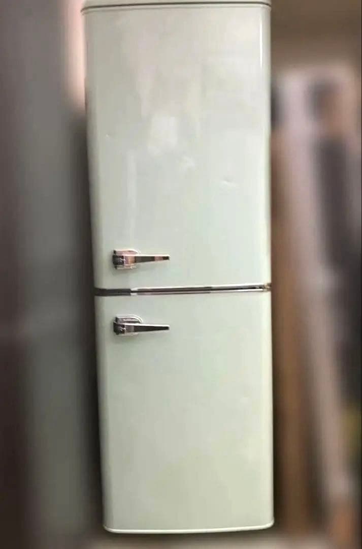 近隣地域限定送料無料 ✨アイリスオーヤマ　冷蔵庫 レトロ 2022年製