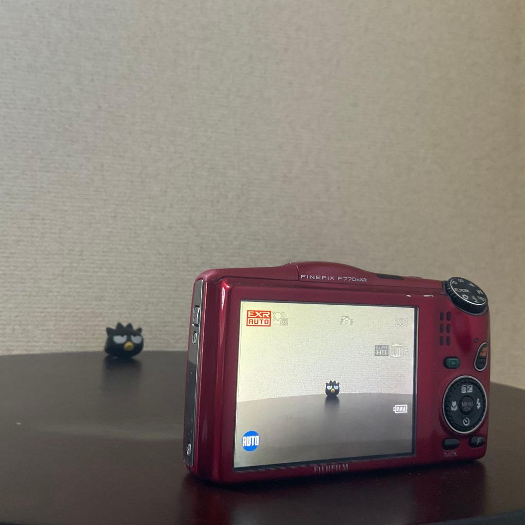 デジタルカメラ FUJIFILM FinePix F770EXR