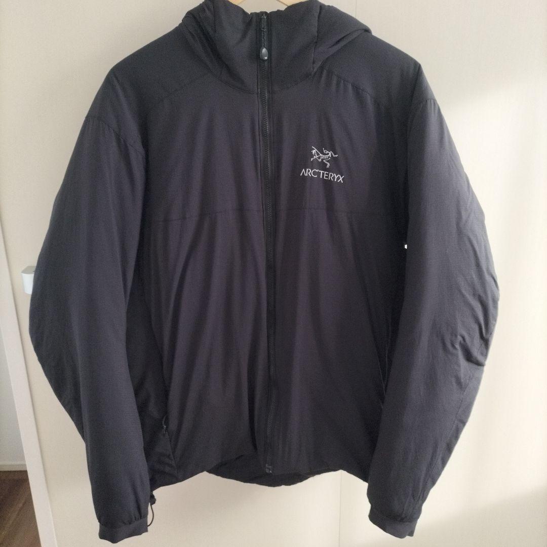 アークテリクス　アトムAR　フーディ