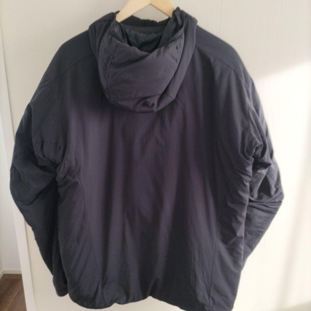 アークテリクス　アトムAR　フーディ