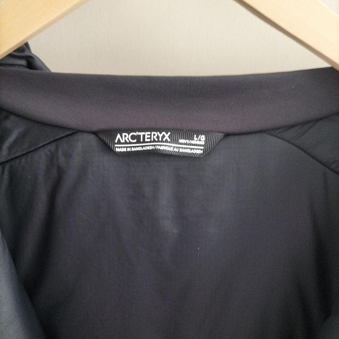 アークテリクス　アトムAR　フーディ