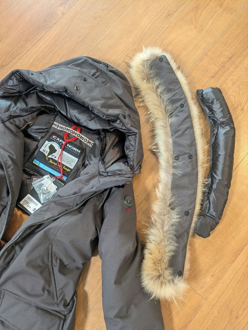 極美品　ケープホーン　CAPEHORN ダウンジャケット　ブラウン　44サイズ