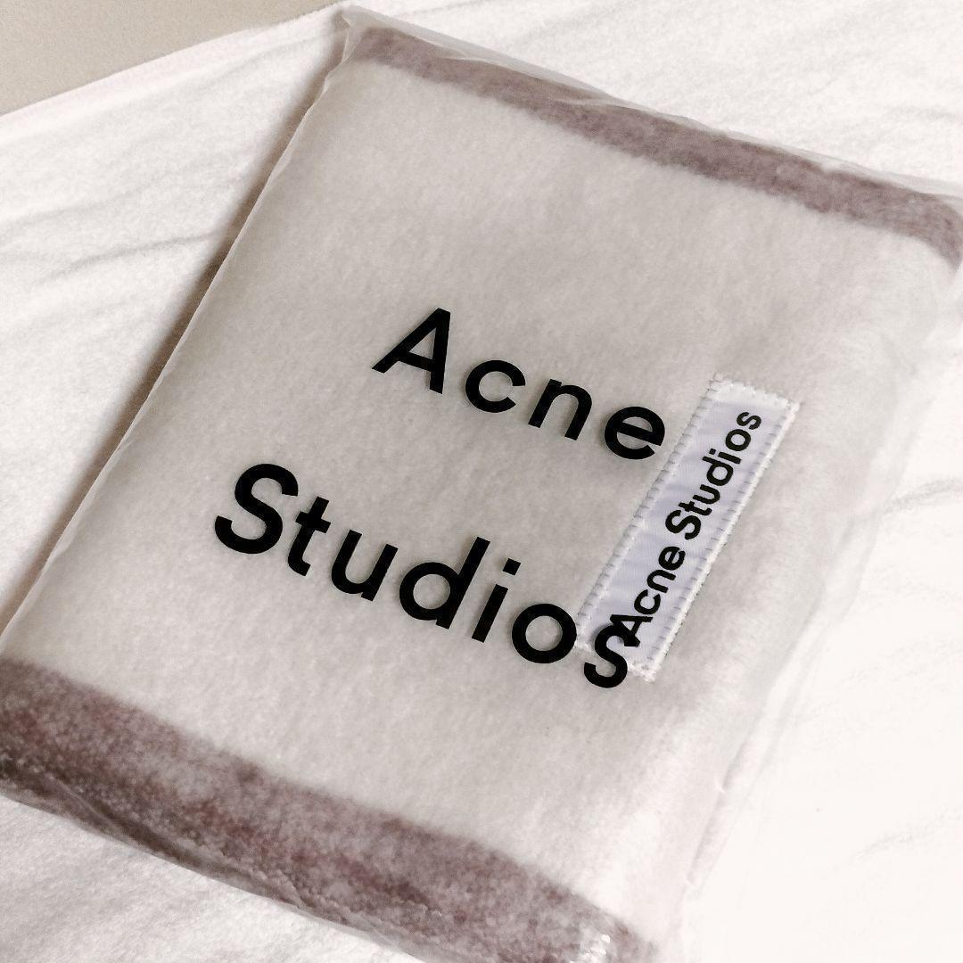 アイボリー　ACNE STUDIOS　マフラー　スカーフ