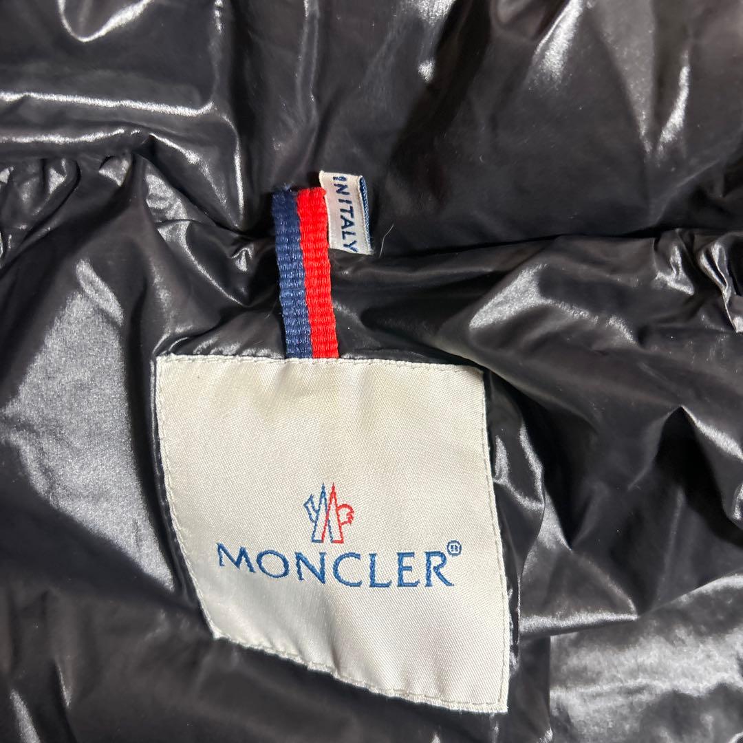 ショート丈 ブラック ダウンジャケット