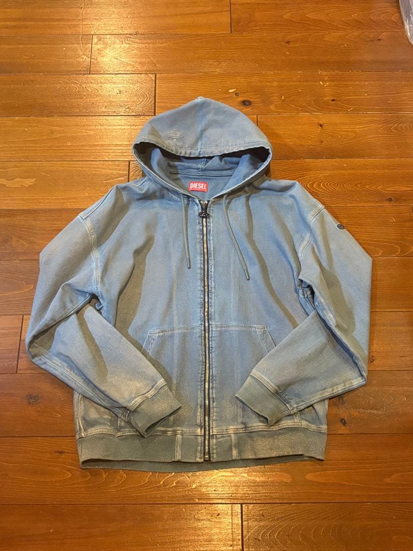 DIESEL ライトブルー ジップアップパーカー