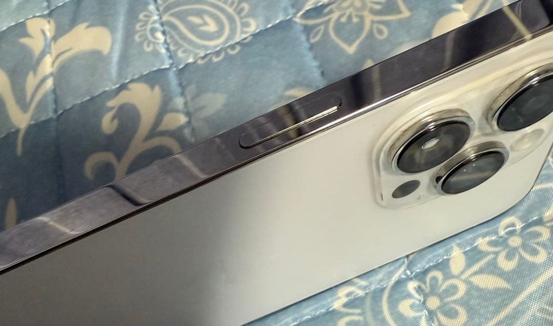 Apple iPhone 14 promax ホワイト　SIMフリー