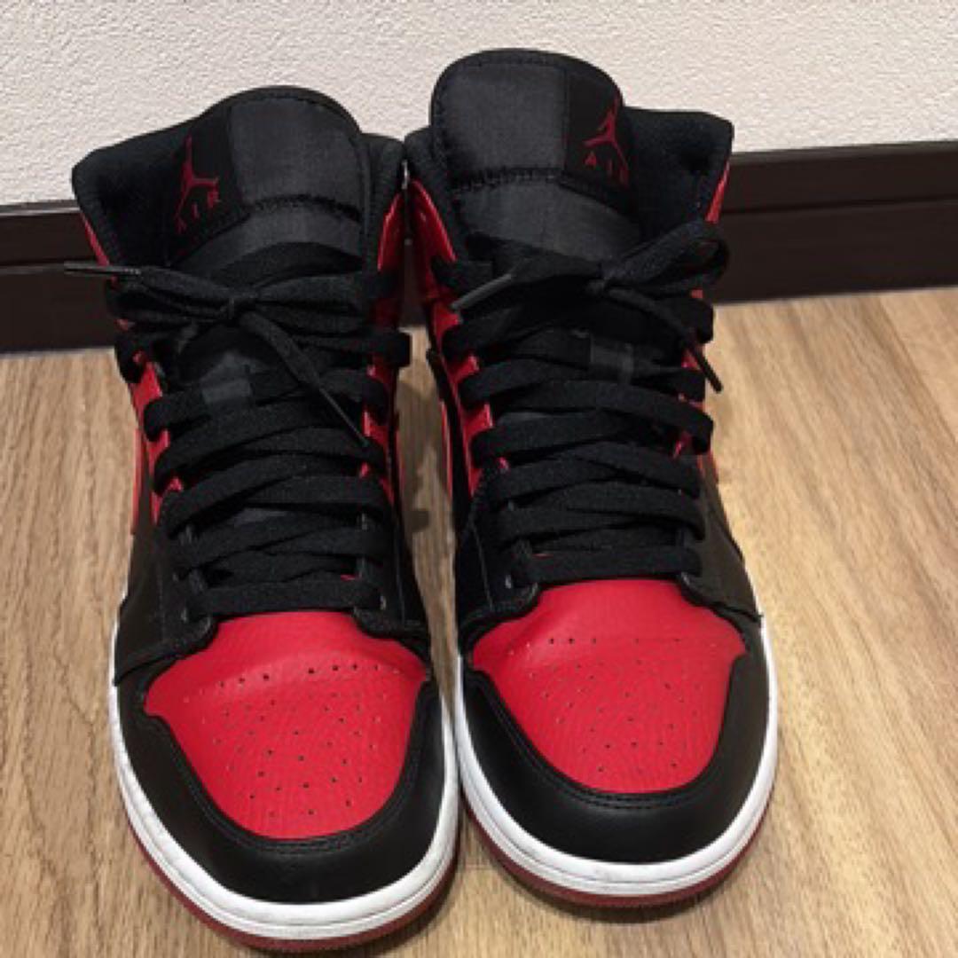 靴 Nike Air Jordan 1 bred