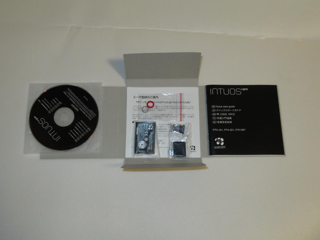液タブ・ペンタブ WACOM Intuos Pro medium PTH-651/K1