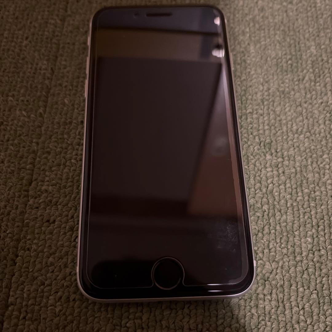 Apple iPhone SE (第2世代) ホワイト 64GB simフリー