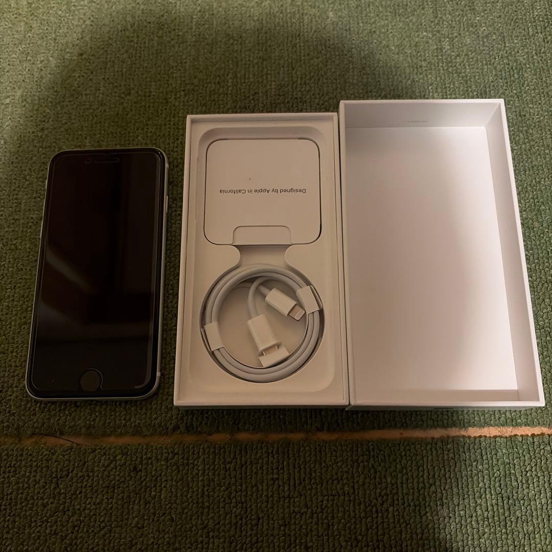 Apple iPhone SE (第2世代) ホワイト 64GB simフリー