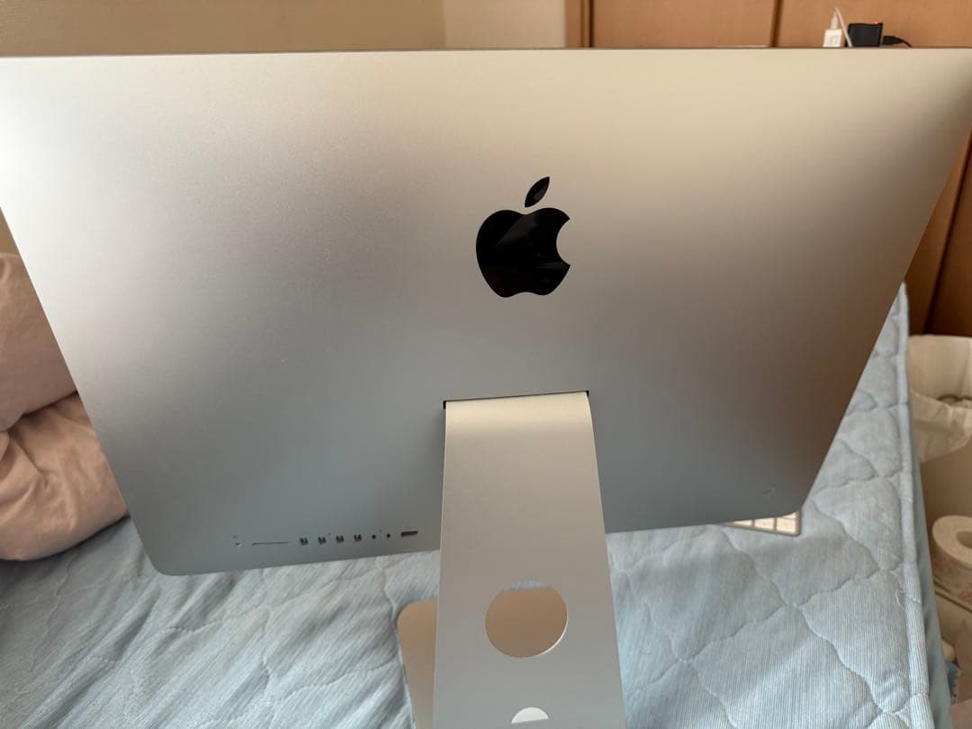 o9o2　iMac 21.5インチ　1TB