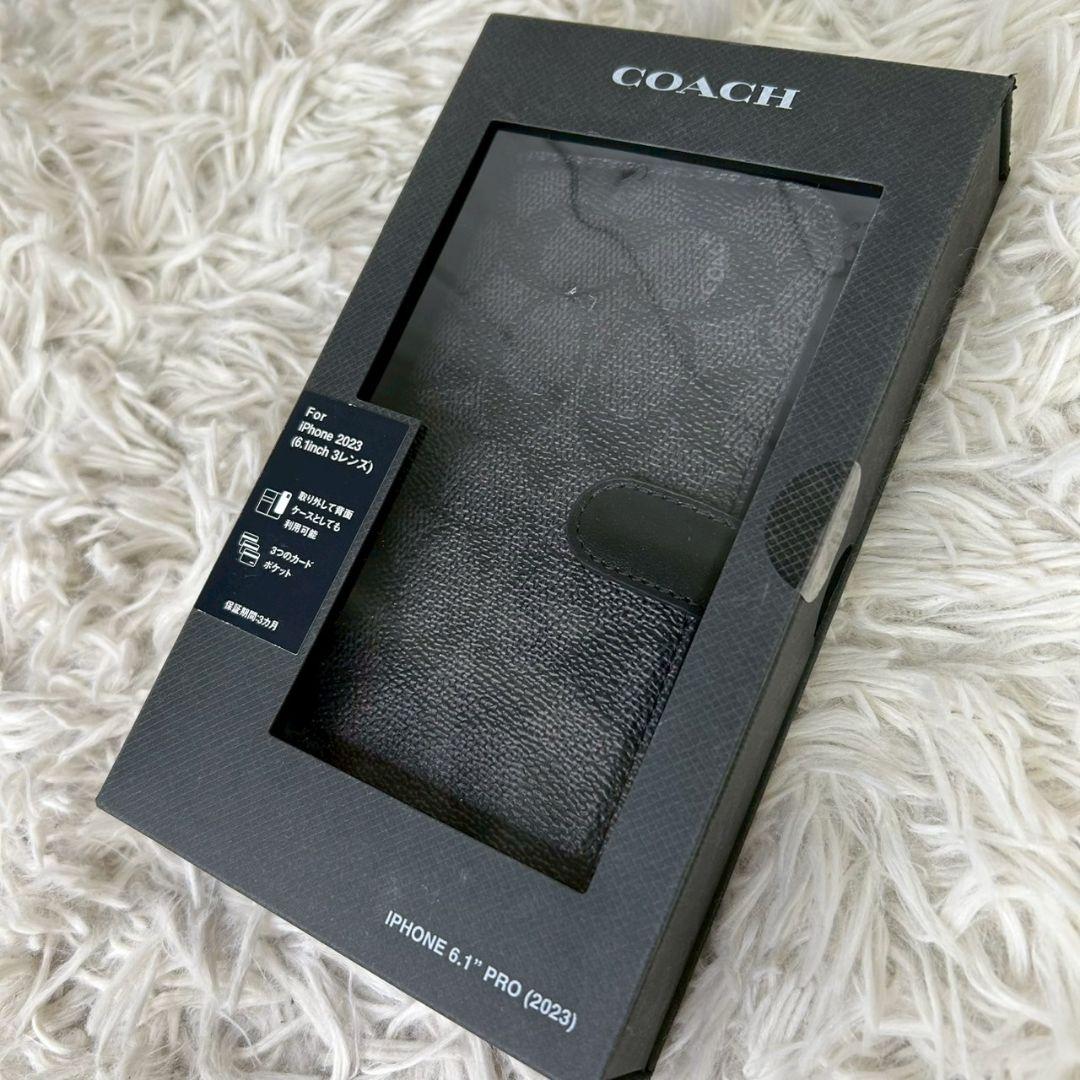 COACH　スマホケース　新品未使用　iPhone15pro 6.1　シグネチャ