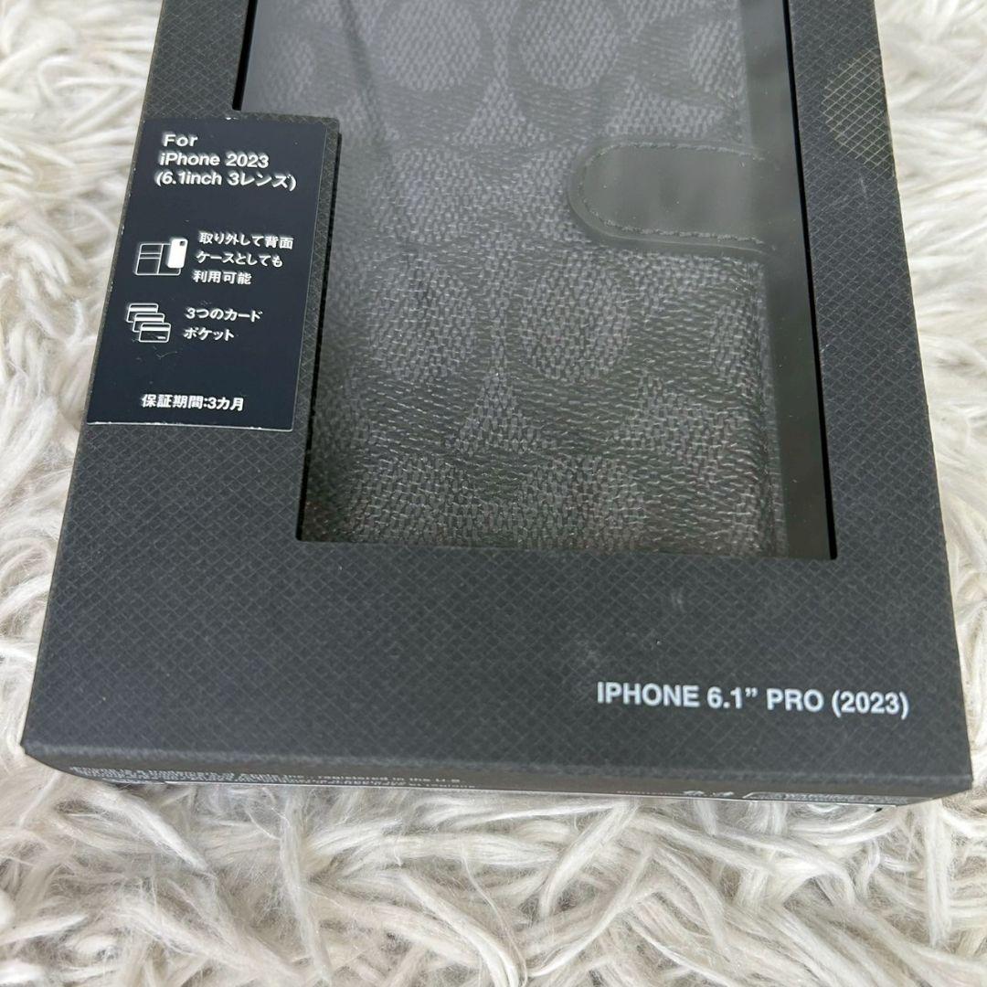 COACH　スマホケース　新品未使用　iPhone15pro 6.1　シグネチャ