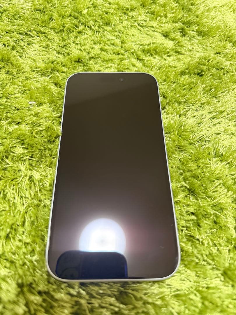美品　iPhone16 128gb ホワイト　最大容量99% simフリー