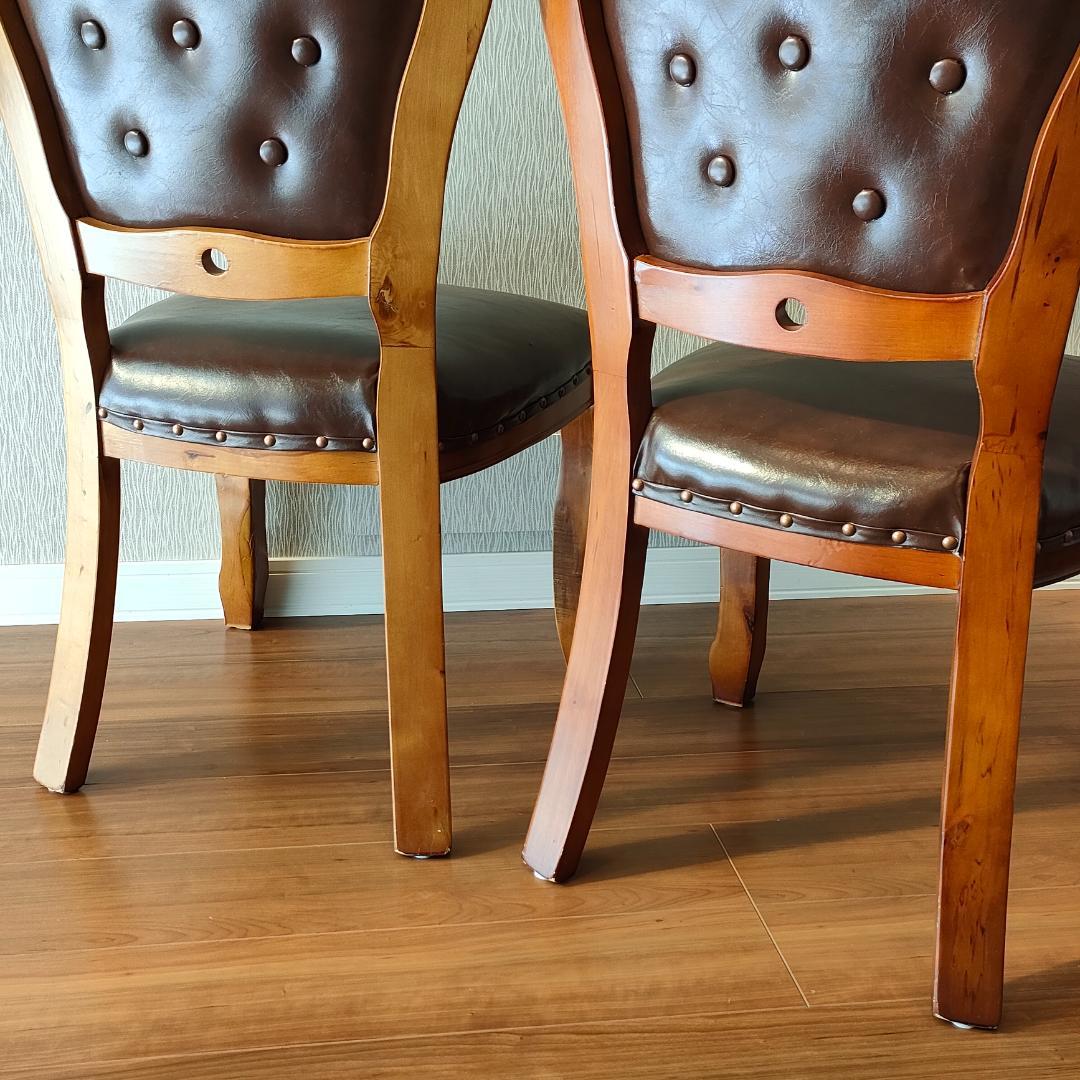 アンティーク　合皮チェア　ダイニングチェア　2脚セット