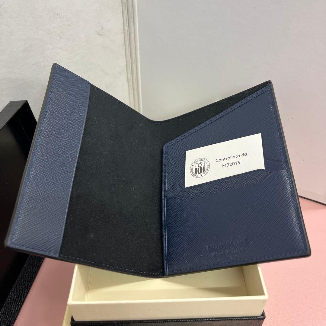 【期間限定価格】MONTBLANC Passport Holder