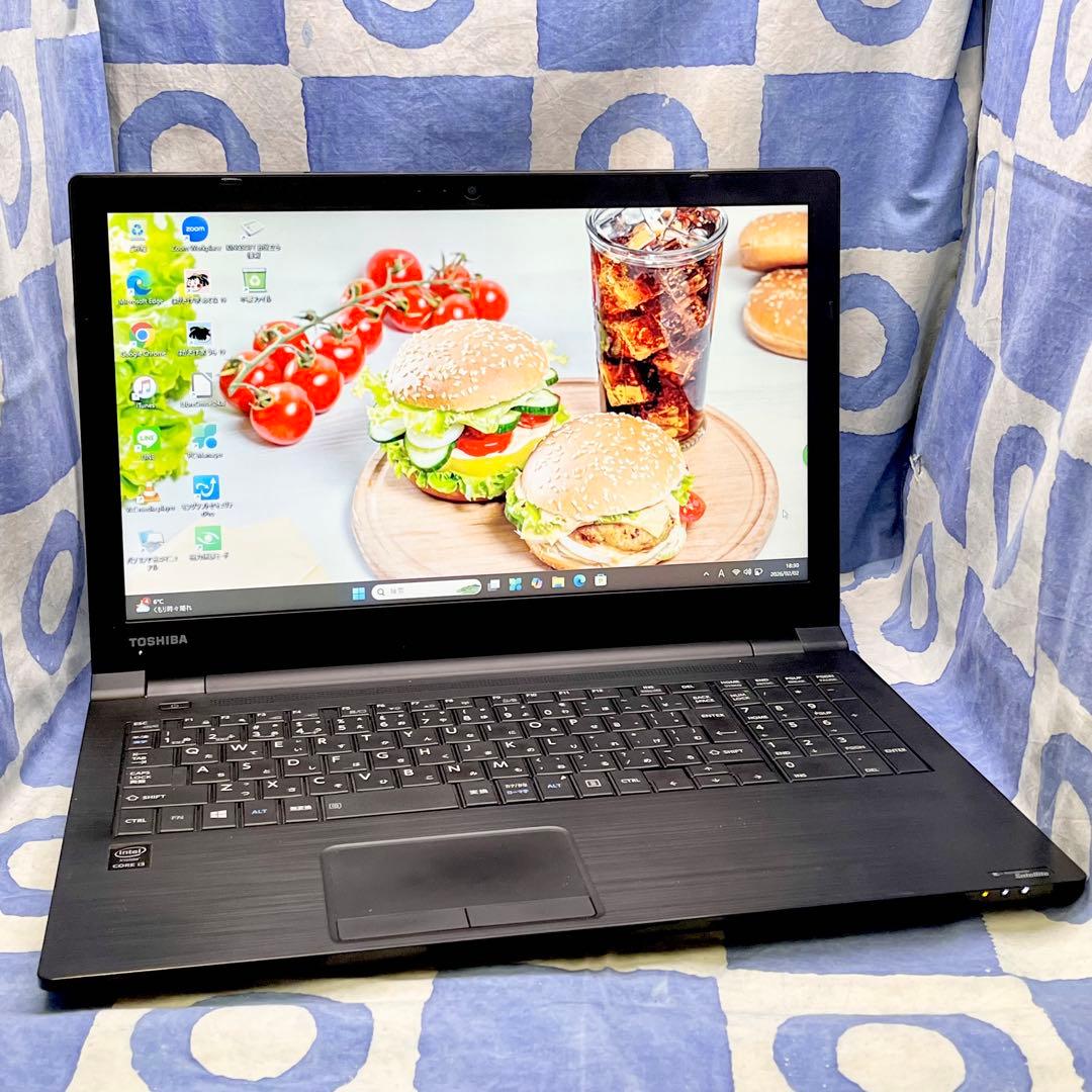 すぐ使える！快適SSD☆シックな黒ノートパソコン♪カメラ付き！Windows11