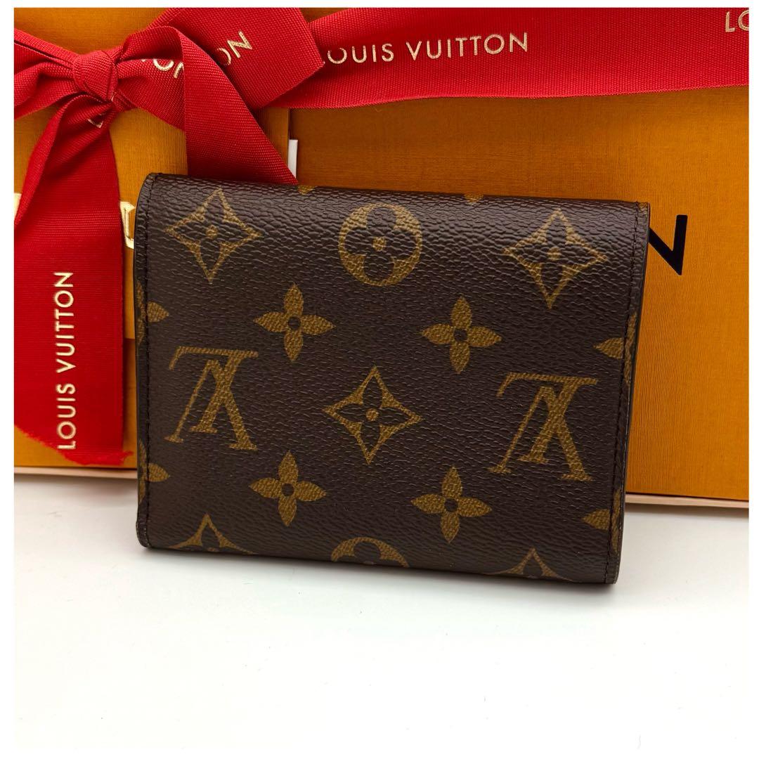 ルイヴィトン モノグラム ポルトフォイユ ヴィクトリーヌ 三つ折り財布 ピンク