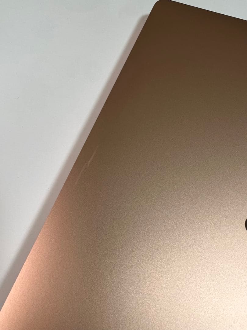 Apple MacBook 13インチ　M1チップゴールド 本体とケーブル、外箱