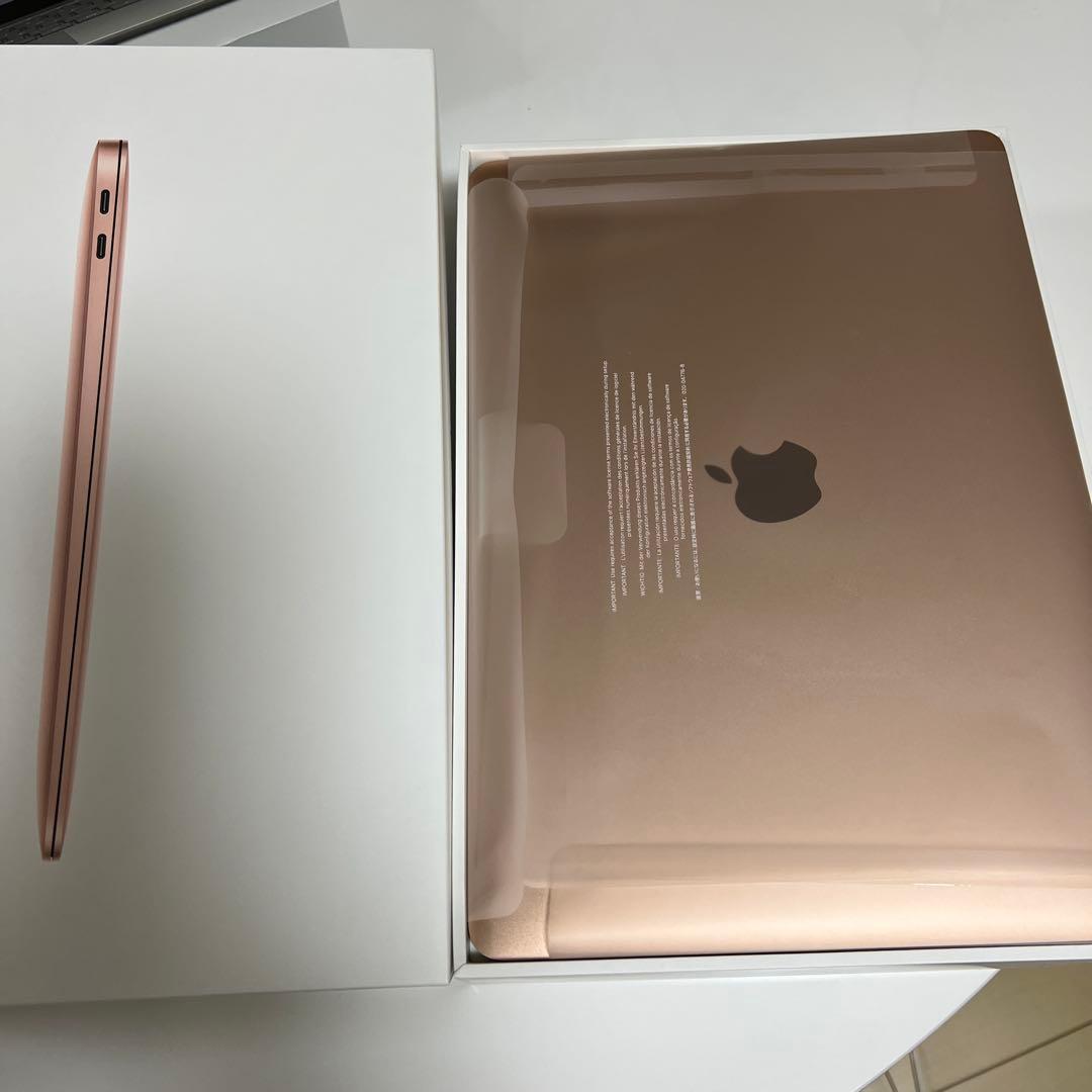 Apple MacBook 13インチ　M1チップゴールド 本体とケーブル、外箱