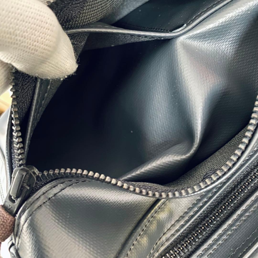 LUGGAGE LABEL ラゲッジレーベル【美品】ライナーショルダーバッグ 赤