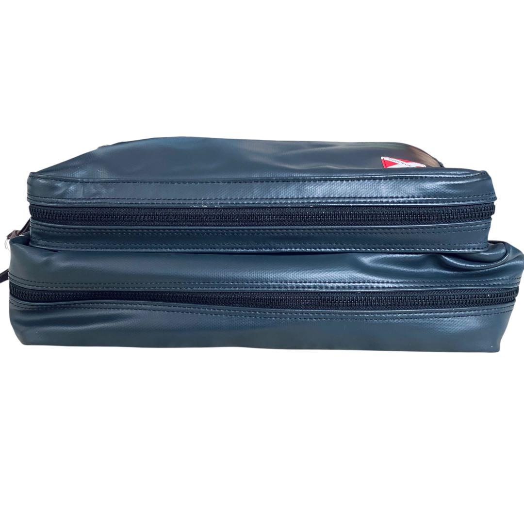 LUGGAGE LABEL ラゲッジレーベル【美品】ライナーショルダーバッグ 赤