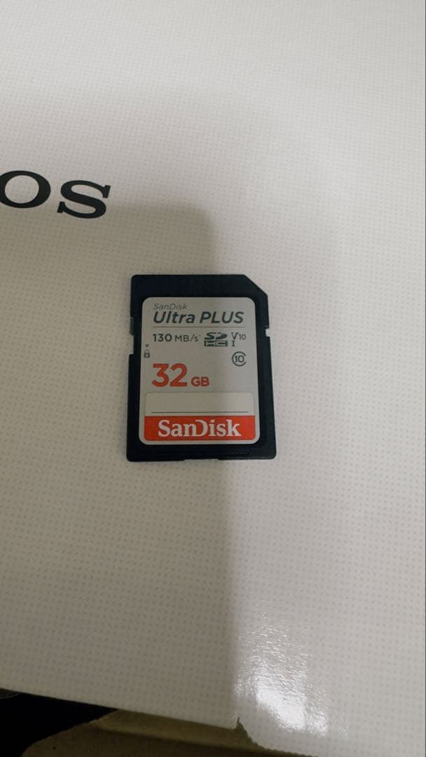 美品 ZV-E10Y VILTOROX AF23mm f1.4付き