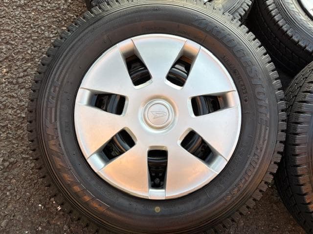 スタッドレスセット 軽バン、軽トラに！ダイハツ ハイゼット純正 スチール