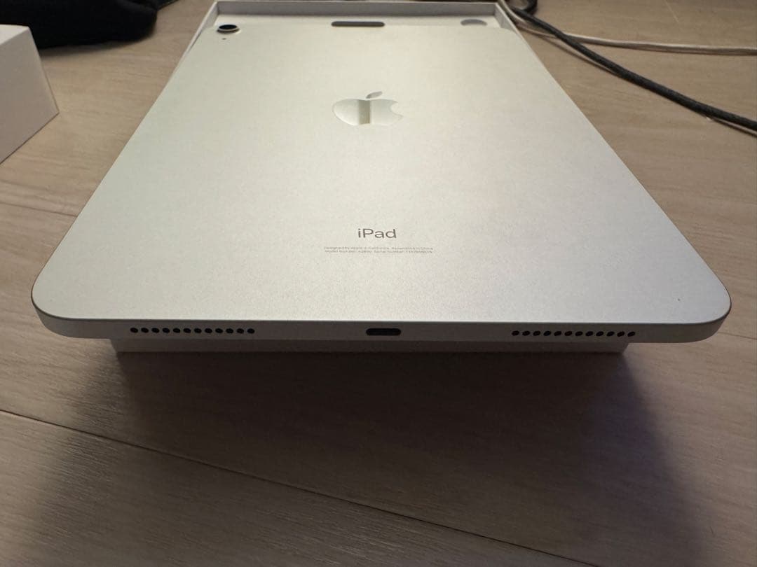 iPad　第10世代　64GB