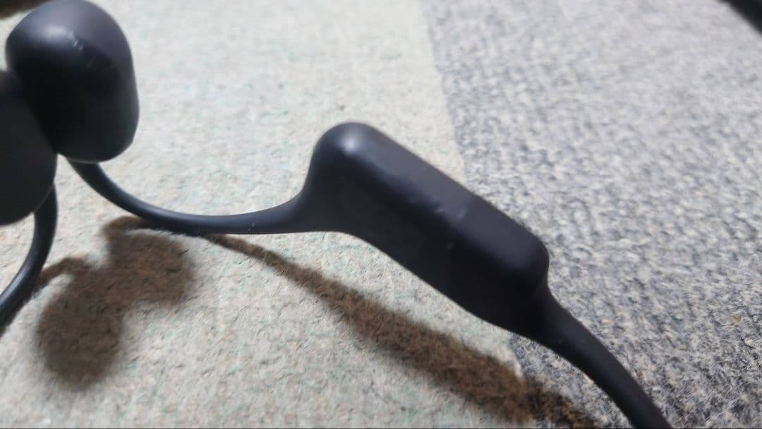 AEROPEX 骨伝導イヤホン ブラック　アフターショックズ