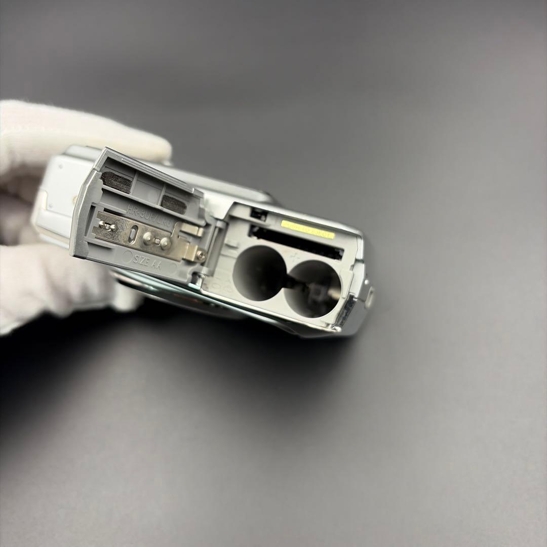 FUJIFILM FinePix A900 シルバー デジタルカメラ 電池駆動