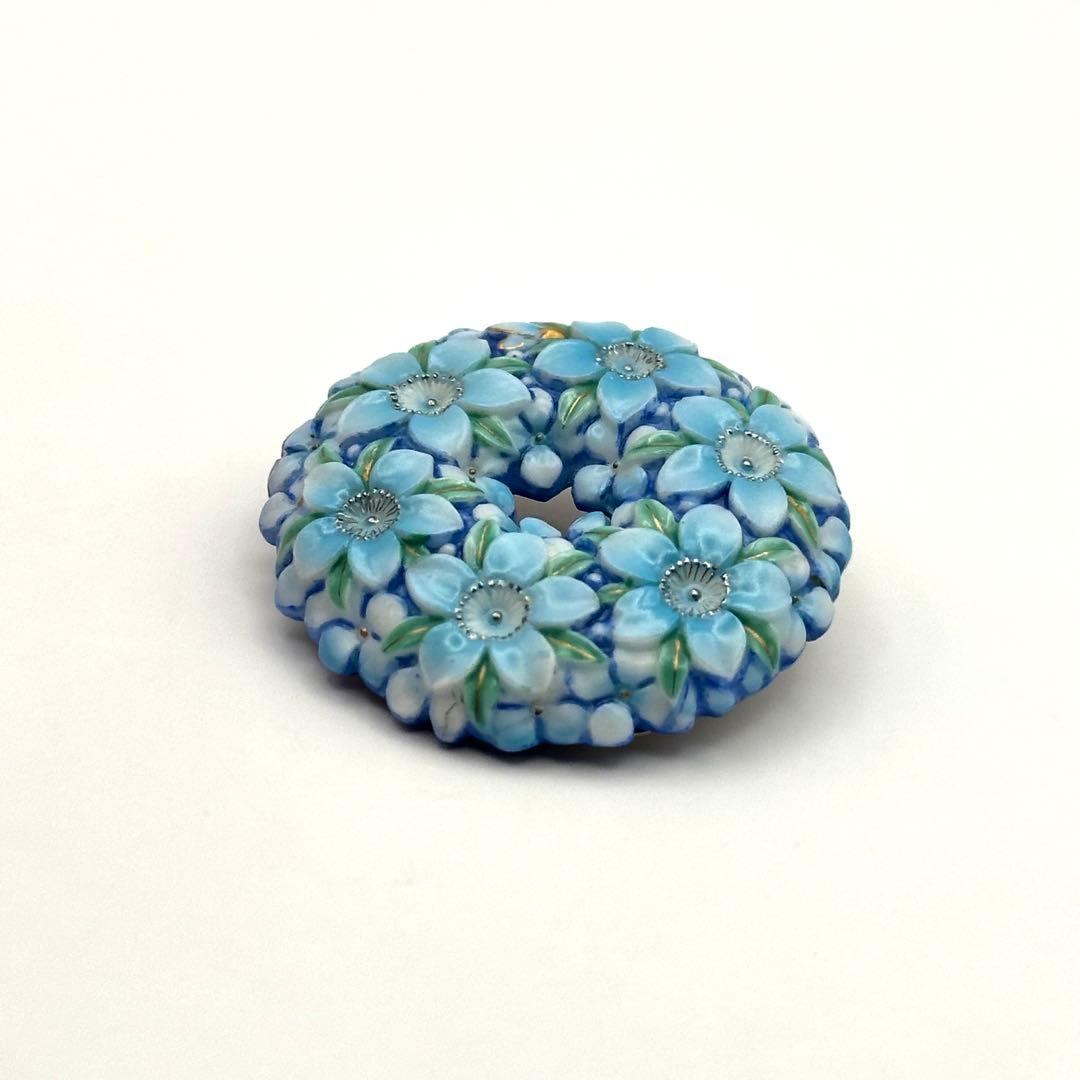 【美品】俊兼 トシカネ ブローチ 有田焼 フラワー ブルー