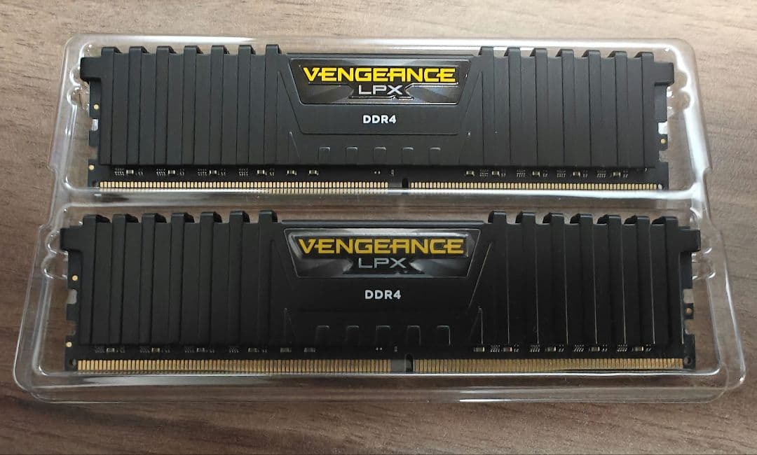 CORSAIR PCメモリ DDR4 64GB（2x32GB） 3200MHz