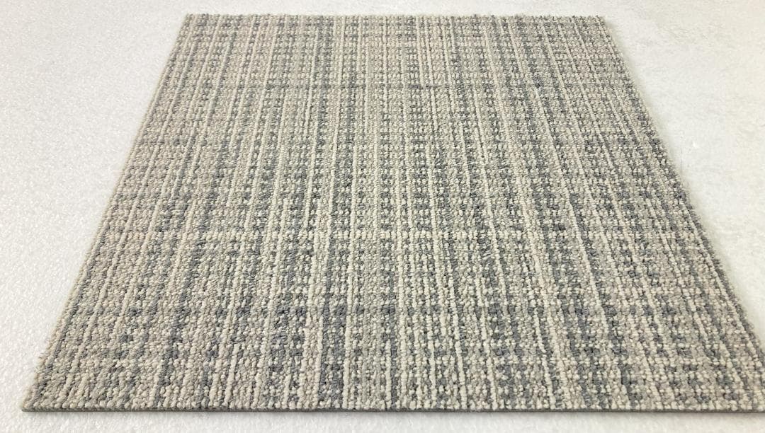 Sosanoh　タイルカーペット　３６枚 新品・未使用　国内メーカー