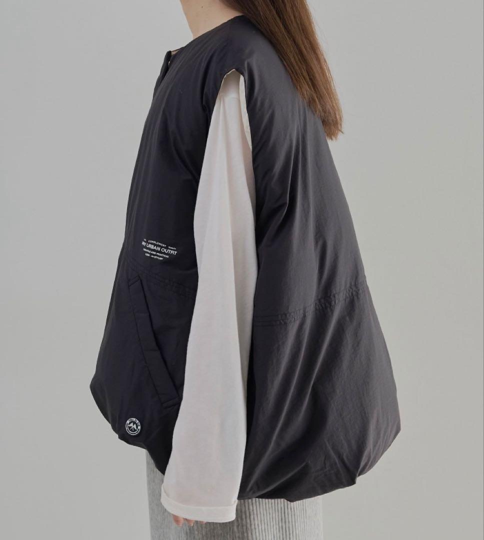 黒 ダウンベスト ピュアルセシン