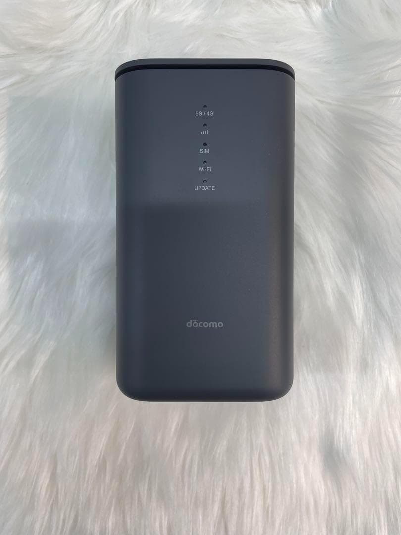 【未使用に近い】docomo 5G HR02ダークグレー NTTドコモ