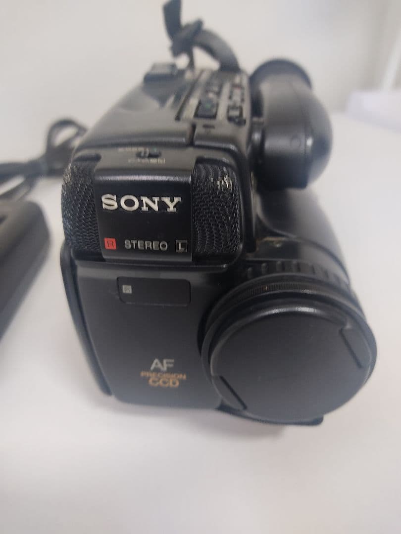 SONY video Hi8 Handycam 本体 充電器付き　ジャンク