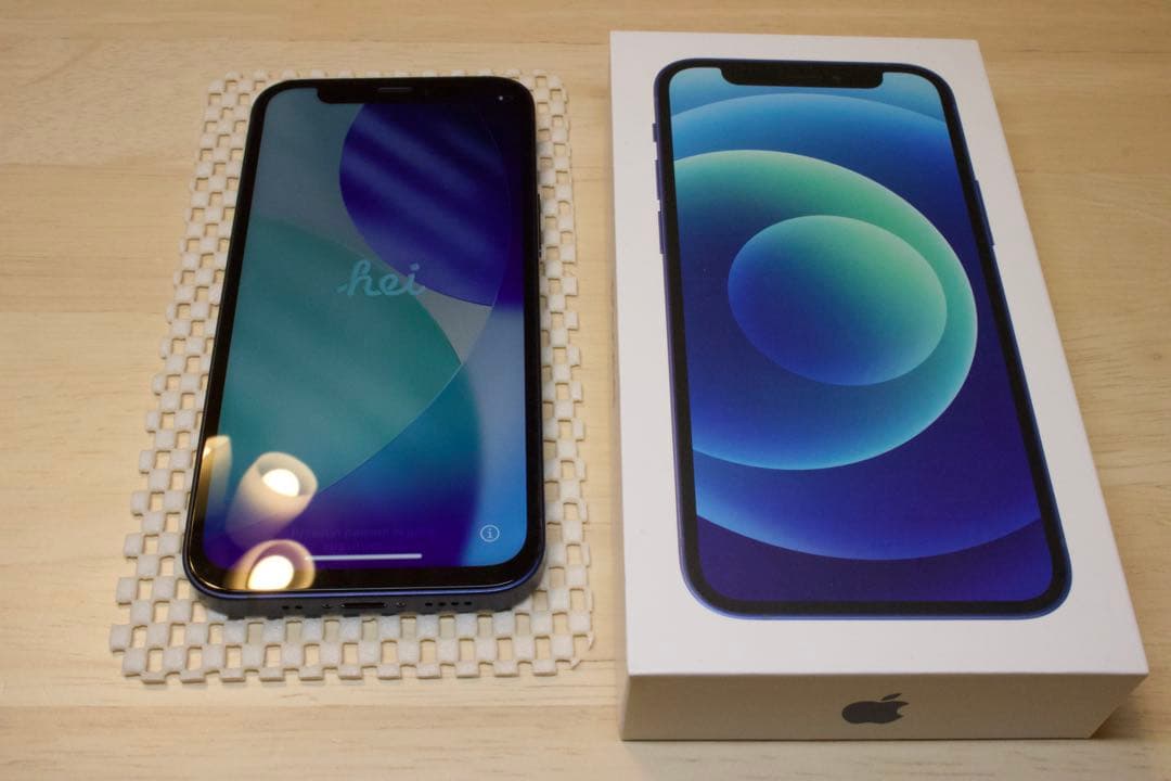 iPhone 12 mini 64GB外装美品