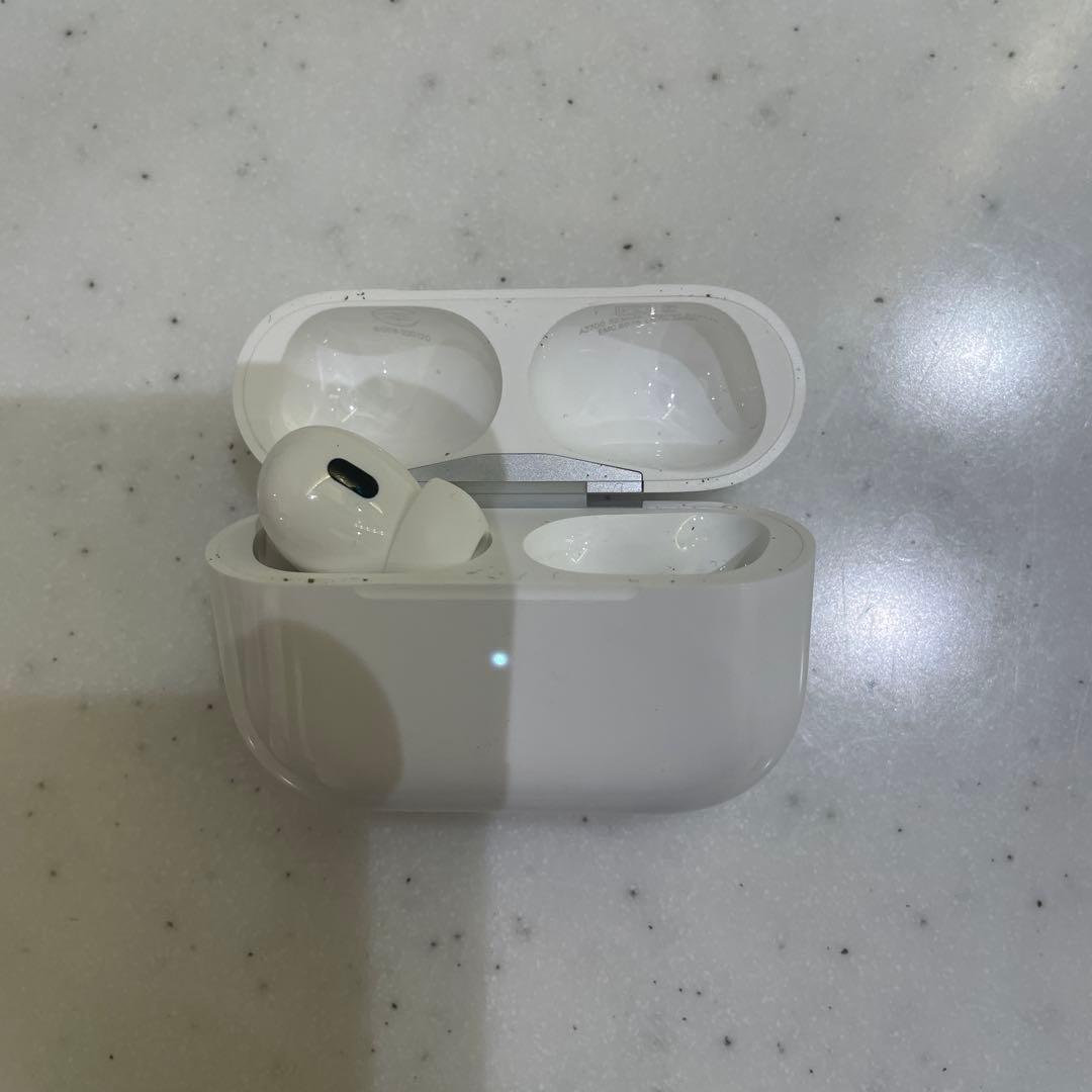 AirPods Pro ワイヤレスイヤホン ホワイト