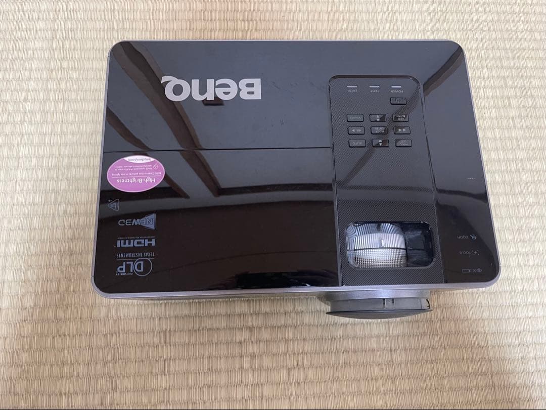 BenQ MH740 プロジェクター 本体