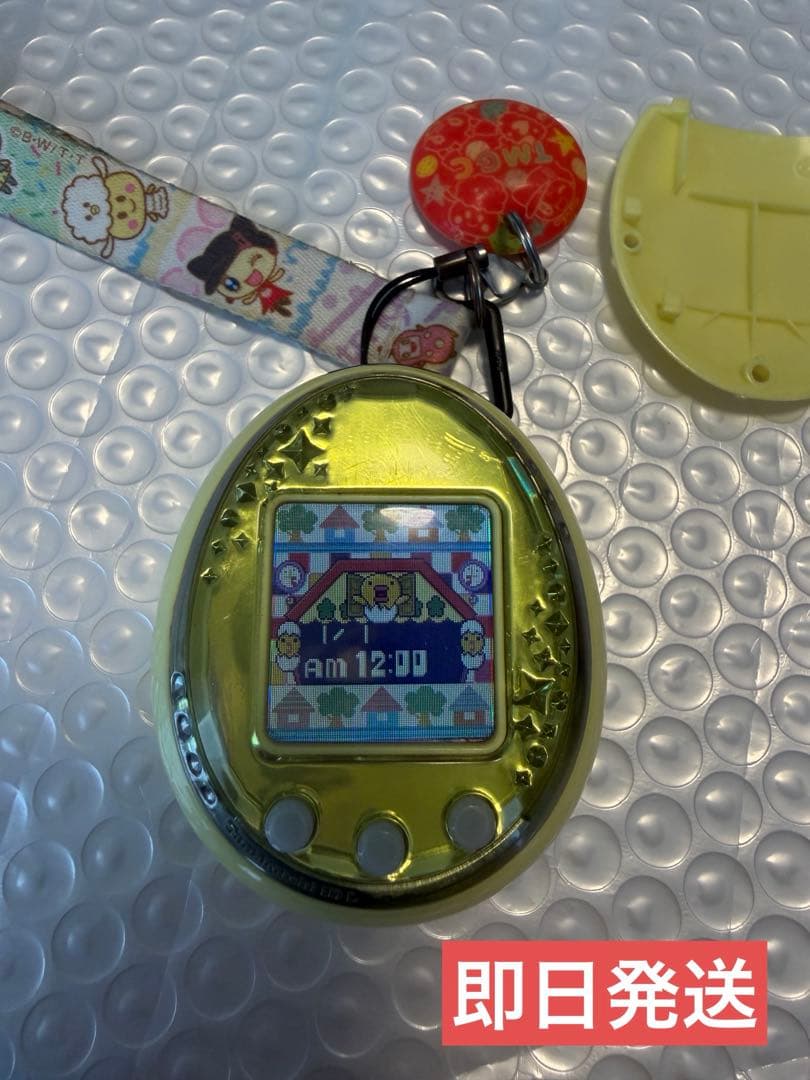 たまごっちiDL Tamagotchi イエロー ストラップ付き