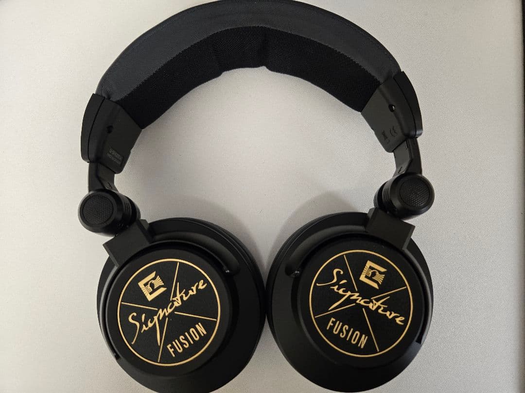 Signature FUSION｜ULTRASONE 4.4バランス接続対応