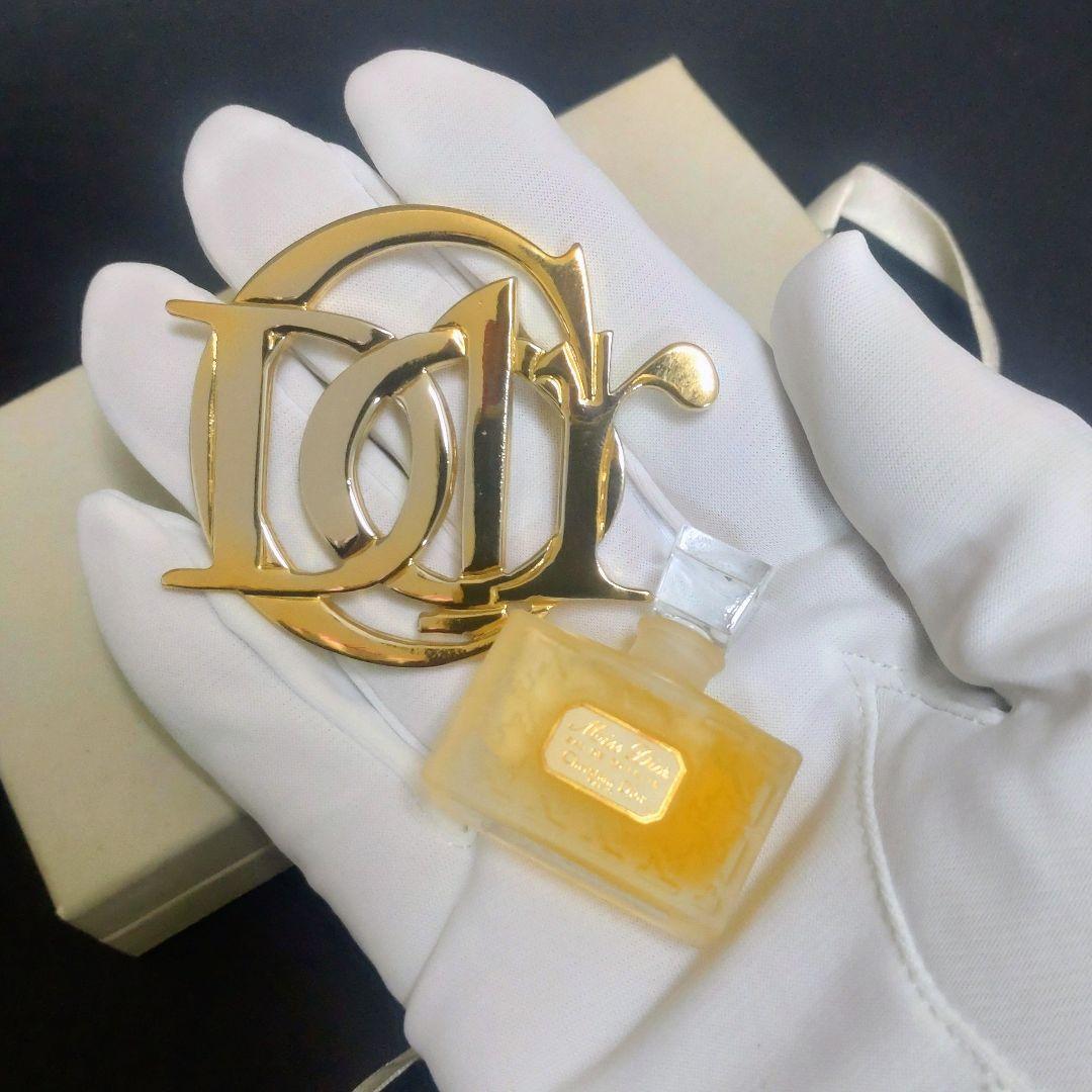 Christian Dior ディオール バースデイ コフレ ロゴブローチ＋香水