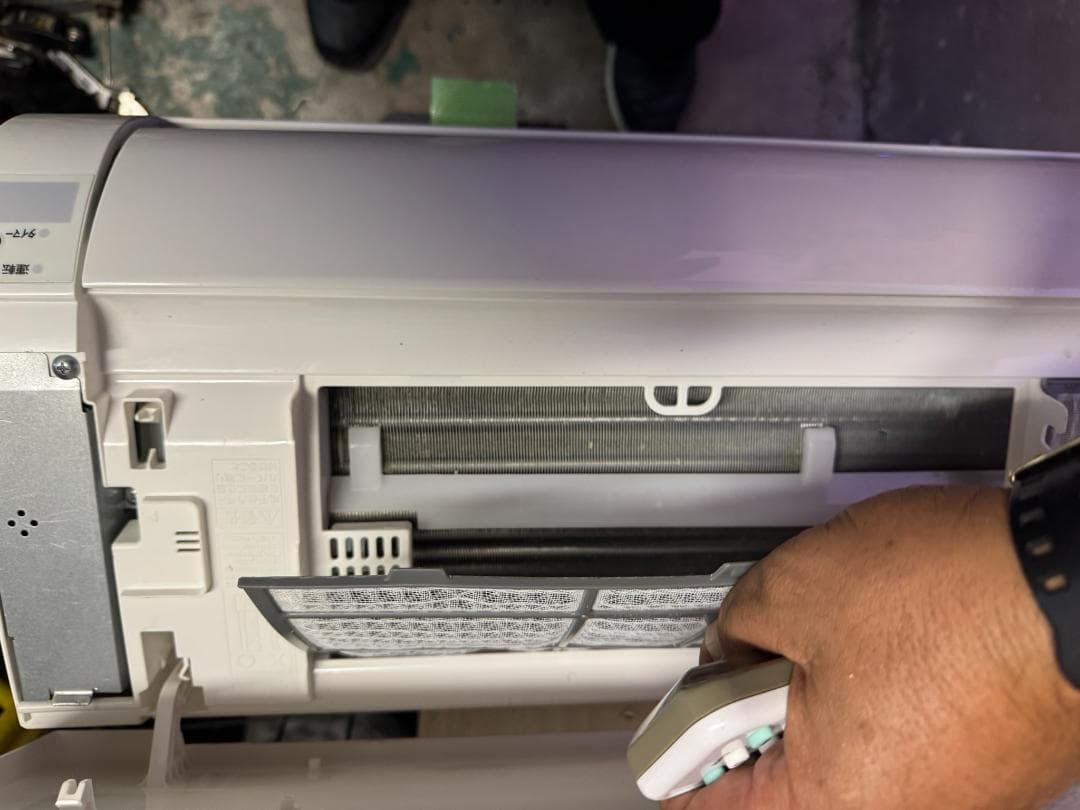 HITACHI エアコン 日立　RAS-AJ22N(W) 6畳 2024年