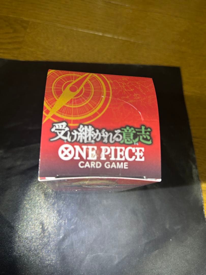ワンピースカード　受け継がれる意思　テープ付き