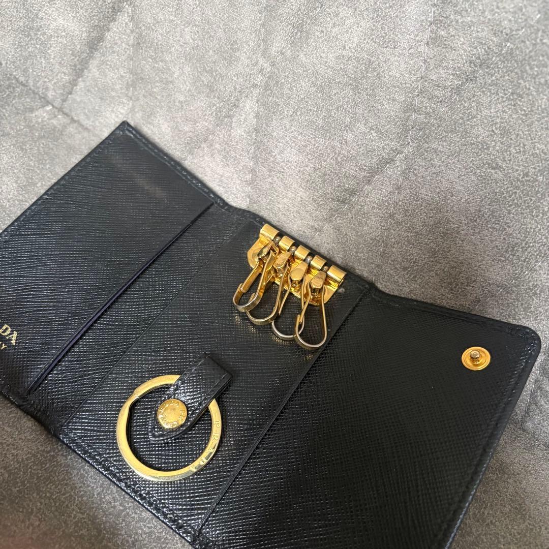 PRADA キーケース サフィアーノ レザー 4連 ブラック