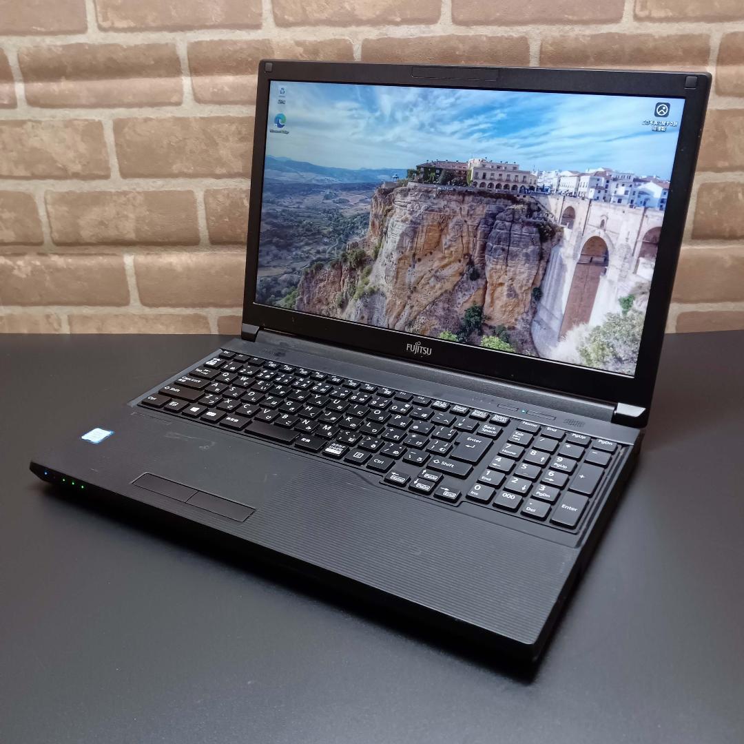 即日or翌日発送/富士通/i5-8365U/ノートパソPC★FS-0128-21