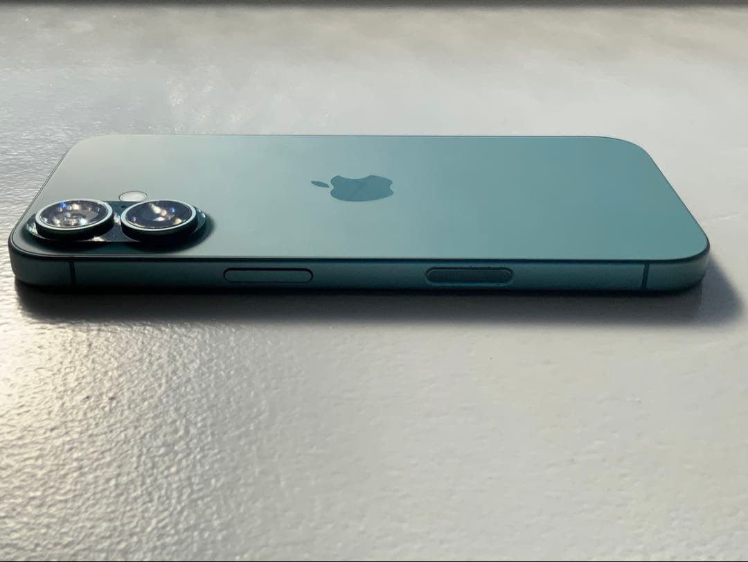 Apple iPhone16 128gb ティール