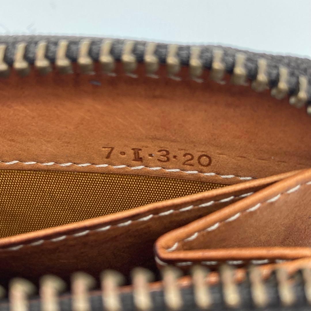 ✨美品✨HUNTING WORLD バチューサーパス スマートウォレット